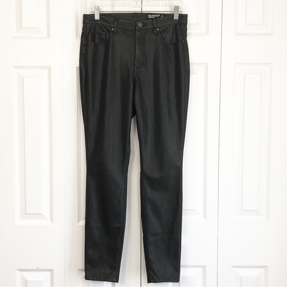 NWT Blank NYC Black Faux Leather Slim Fit Mid-Rise Skinny Pants 29